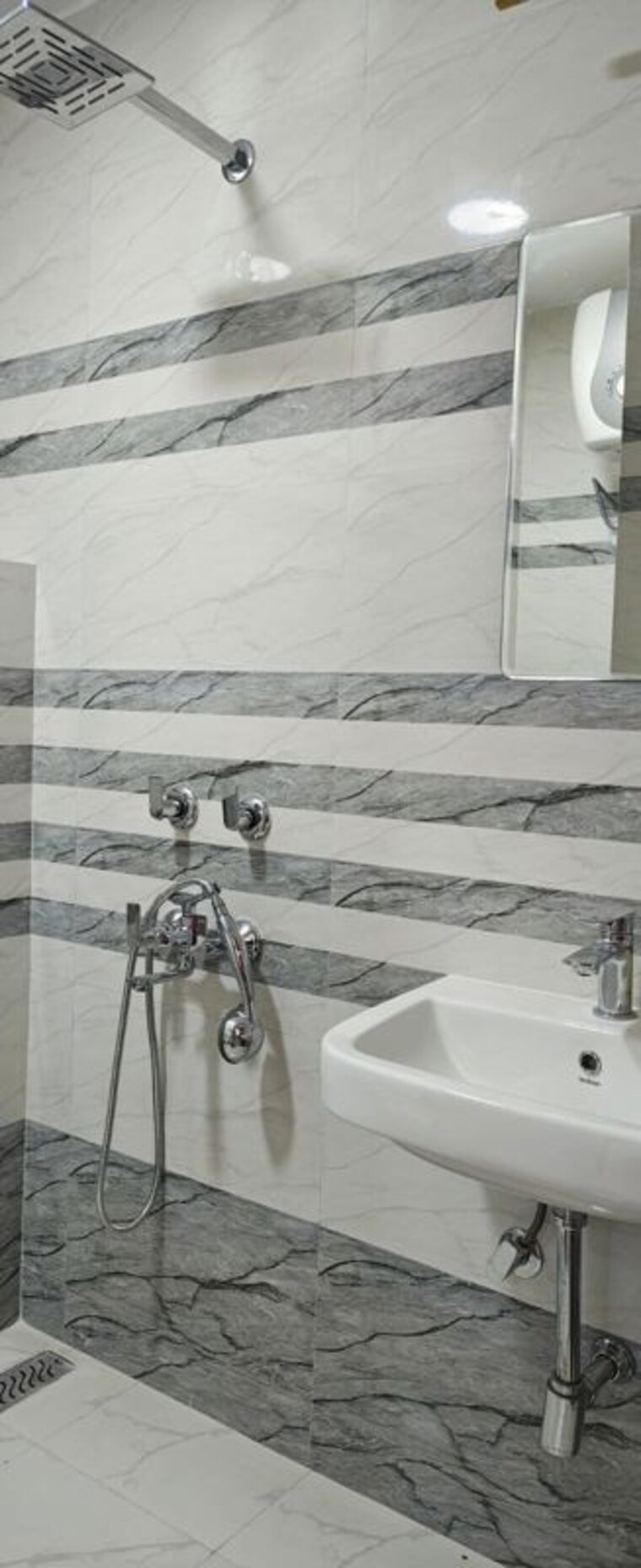 Bathroom, sector 3 dwarka 3 Bedroom 1800 Sq.Ft. Apartment In Sector 3 Dwarka Delhi 10713189