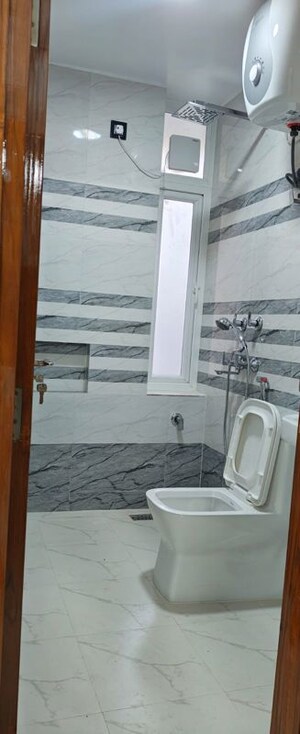 Balcony in 3 BHK Apartment at Sector 3 Dwarka – for Rent