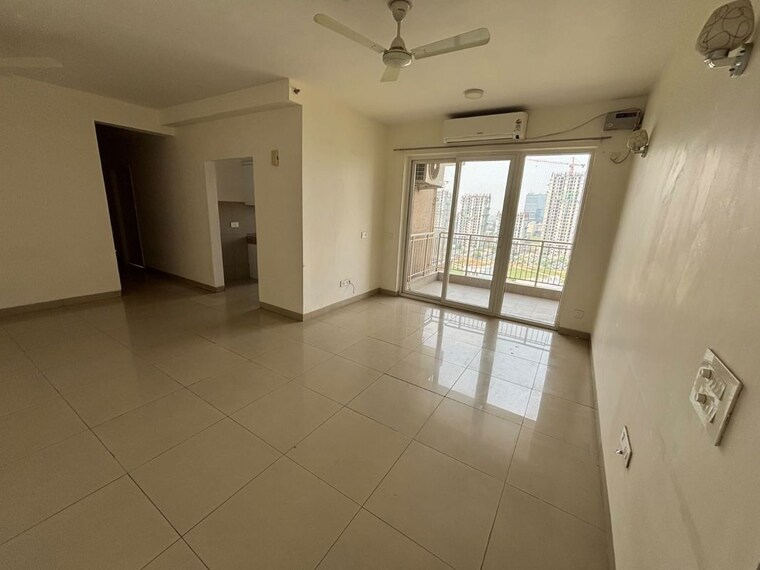 Room, sector 83 3 Bedroom 1900 Sq.Ft. Apartment In Sector 83 Gurgaon 10702503
