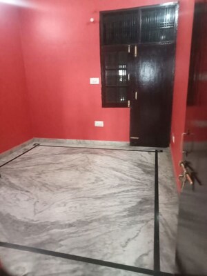 Room in 2 BHK Independent House at Vijayant Khand – for Rent