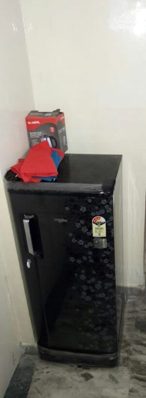 Furnished Amenities in 1 BHK Apartment at Sant Nagar – for Rent