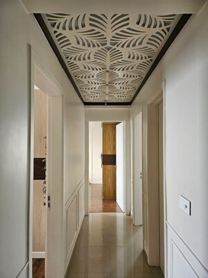 Building Lobby in 4 BHK Builder Floor at Sector 23 – for Rent