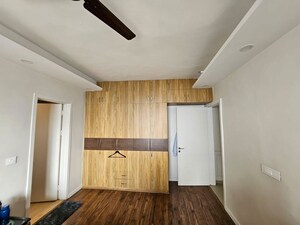 Room in 4 BHK Builder Floor at Sector 23 – for Rent