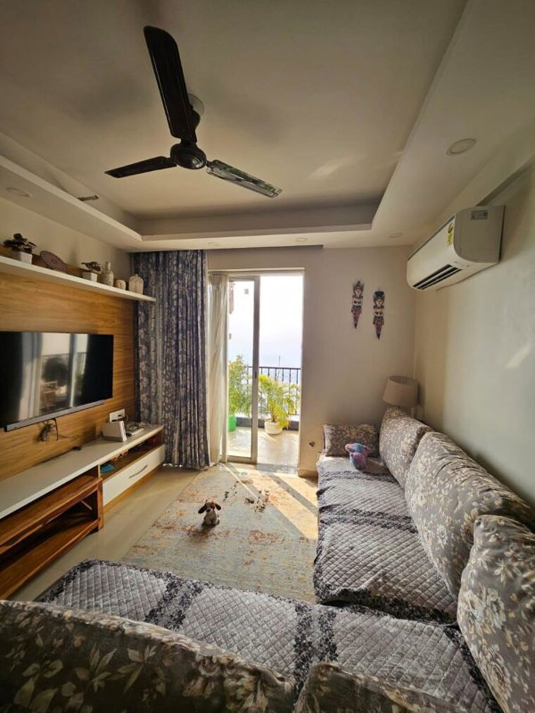 Bedroom, sector 23 4 Bedroom 2200 Sq.Ft. Builder Floor In Sector 23 Gurgaon 10713210