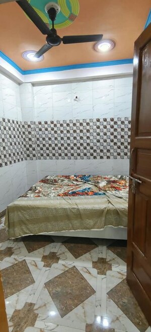 Bedroom in 1 BHK Builder Floor at Dwarka Mor – for Rent
