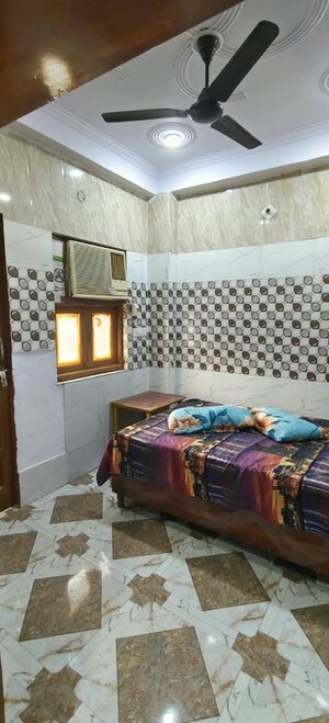 Bedroom in 1 BHK Builder Floor at Dwarka Mor – for Rent