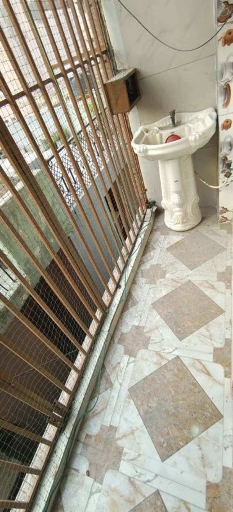 Balcony, dwarka mor 1 Bedroom 55 Sq.Yd. Builder Floor In Dwarka Mor Delhi 10698632