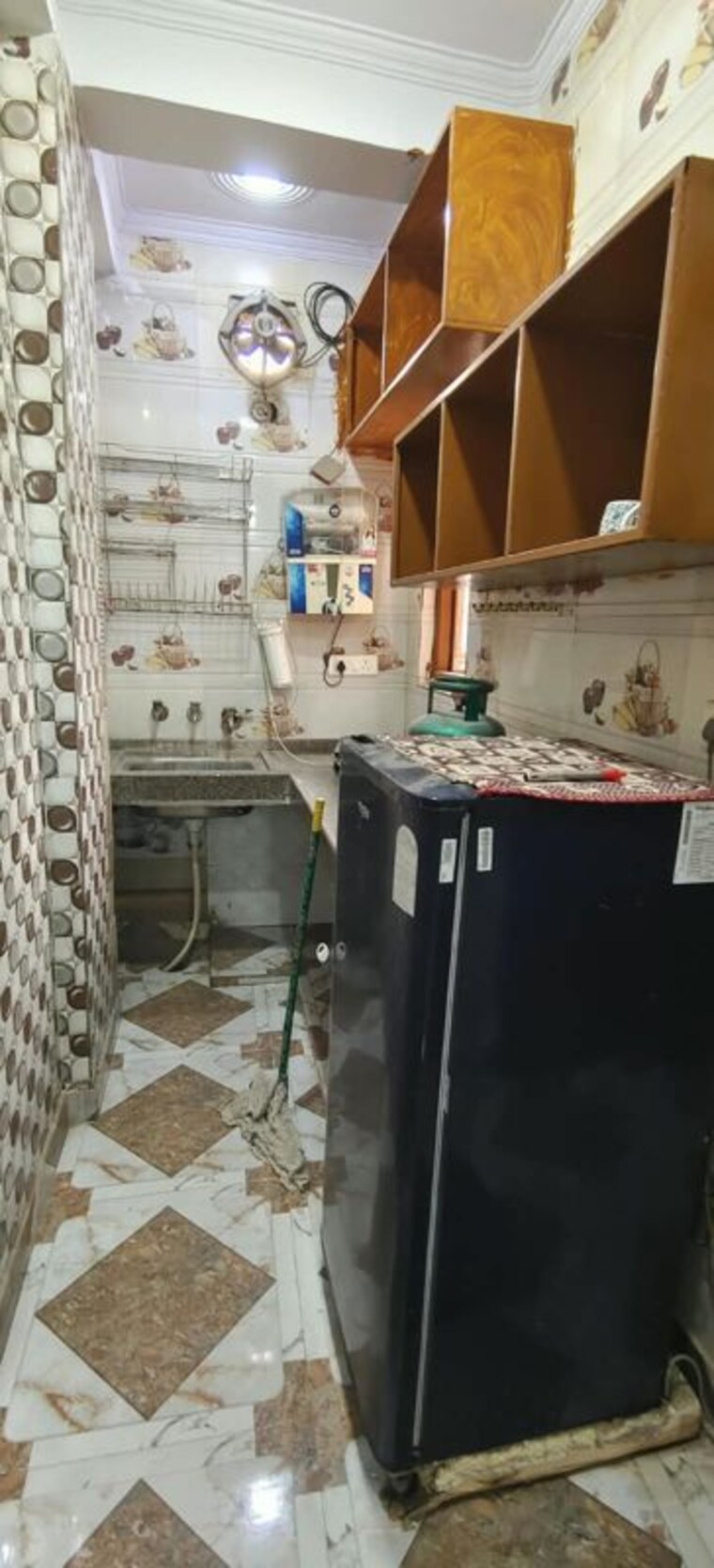 Kitchen, dwarka mor 1 Bedroom 55 Sq.Yd. Builder Floor In Dwarka Mor Delhi 10698632