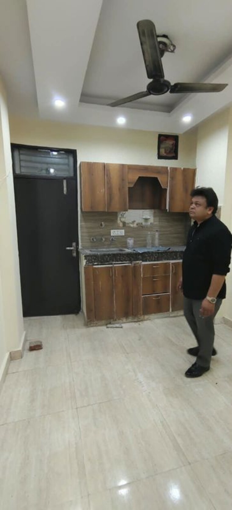 Kitchen, dwarka mor 1 Bedroom 40 Sq.Yd. Builder Floor In Dwarka Mor Delhi 10698597