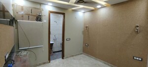 Attached Bathroom in 4 BHK Builder Floor at Dwarka Mor – for Rent