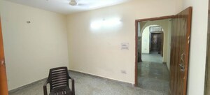 Room in 1 BHK Builder Floor at Dwarka Mor – for Rent