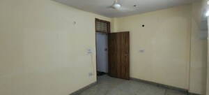 Room in 1 BHK Builder Floor at Dwarka Mor – for Rent