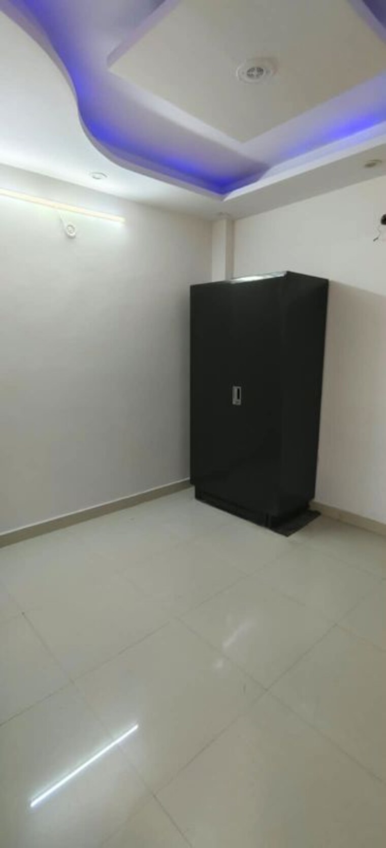 Room, dwarka mor 3 Bedroom 1000 Sq.Ft. Builder Floor In Dwarka Mor Delhi 10698368