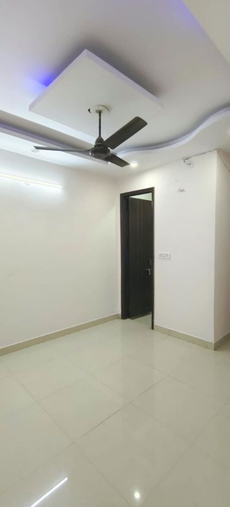 Room, dwarka mor 3 Bedroom 1000 Sq.Ft. Builder Floor In Dwarka Mor Delhi 10698368