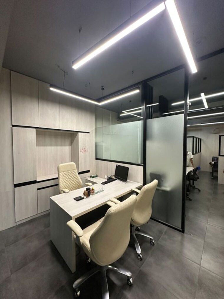 undefined, sector 4 Commercial Office Space 860 Sq.Yd. In Sector 4 Noida 10697049