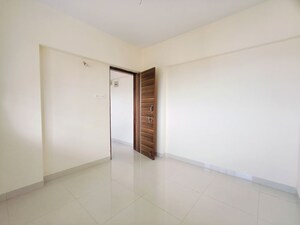 Room in 1 BHK Apartment at Trimurti Crystal Park, Mohammadwadi – for Rent