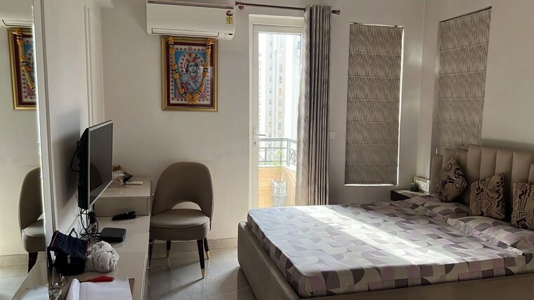 Bedroom, orchid-petals 3.5 Bedroom 2061 Sq.Ft. Apartment In Sector 49 Gurgaon 10713217
