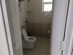 Bathroom in 2 BHK Builder Floor at Sector 21 – for Rent