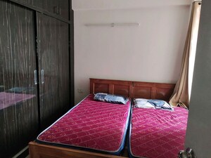 Bedroom in 2 BHK Builder Floor at Sector 21 – for Rent