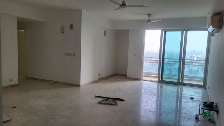 Living Room, dlf-park-place 4 Bedroom 2677 Sq.Ft. Apartment In Sector 54 Gurgaon 10713235