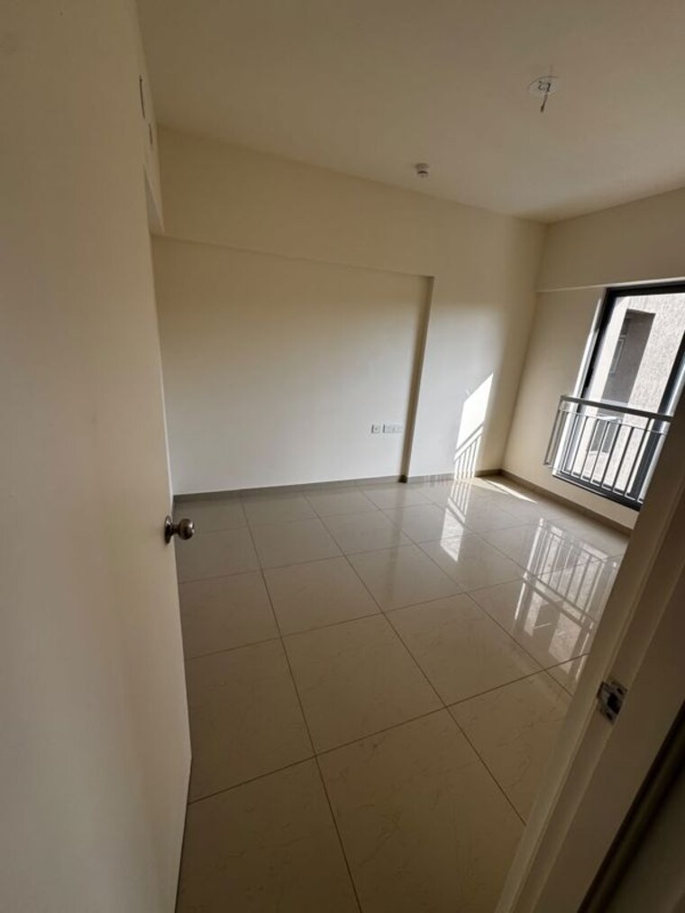 Bathroom, mahindra-happinest-tathawade-phase-1 2 Bedroom 702 Sq.Ft. Apartment In Tathawade Pune 10709608