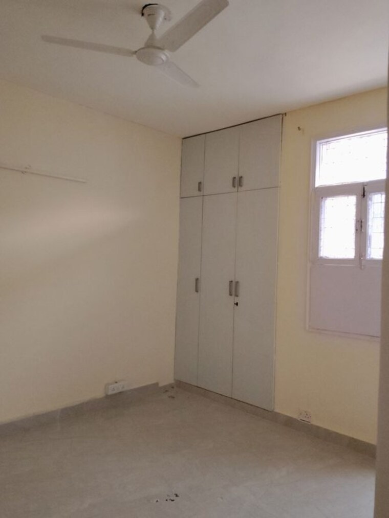 Room, unitech-south-city-ii 3 Bedroom 1500 Sq.Ft. Builder Floor In Sector 50 Gurgaon 10713250