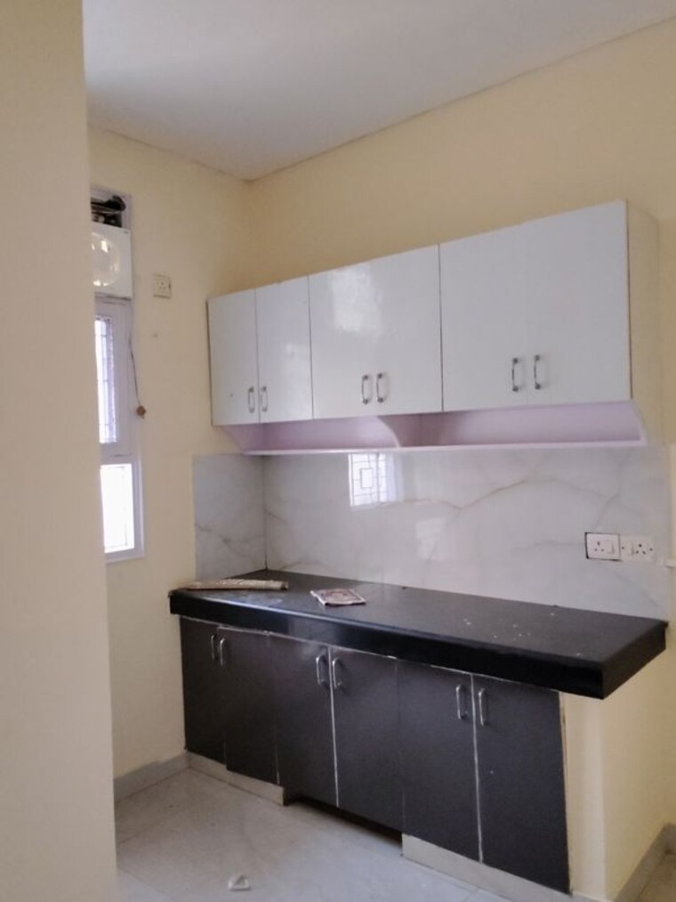 Kitchen, unitech-south-city-ii 3 Bedroom 1500 Sq.Ft. Builder Floor In Sector 50 Gurgaon 10713250