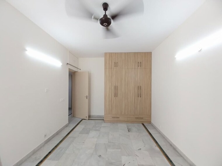 Room, unitech-south-city-ii 3 Bedroom 1500 Sq.Ft. Builder Floor In Sector 50 Gurgaon 10713259