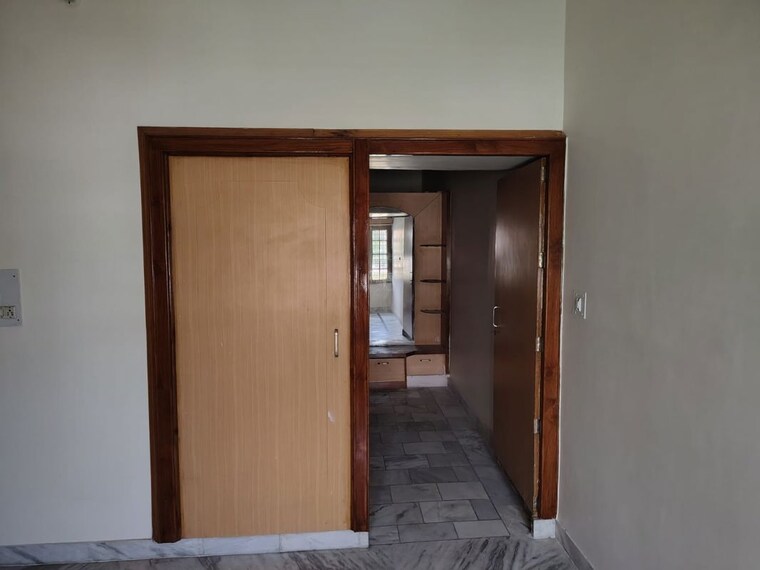 Room, sector 15a 3 Bedroom 250 Sq.Ft. Independent House In Sector 15a Hisar 10711631