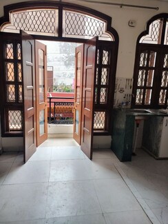 2 BHK Builder Floor For Rent in Vasundhara