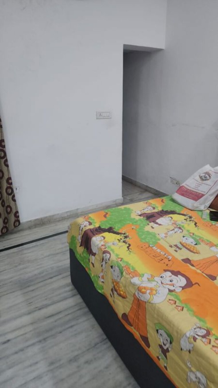 Bedroom, sector 36 3 Bedroom 2500 Sq.Ft. Independent House In Sector 36 Noida 10713245