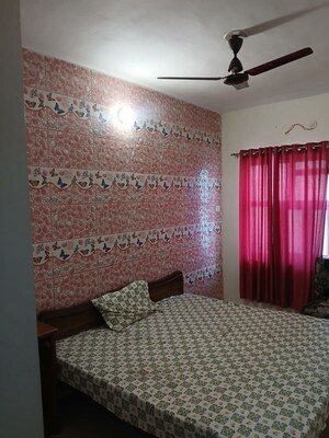 Bedroom in 3 BHK Independent House at Sector 16 – for Rent