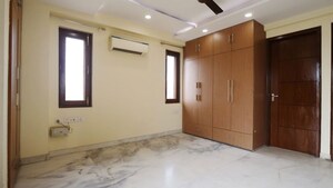 Room in 3 BHK Independent House at Sector 36 – for Rent