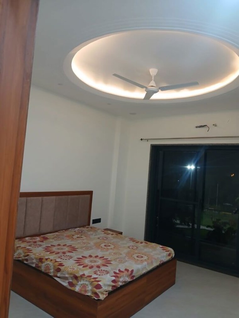 Bedroom, sector 9 3 Bedroom 200 Sq.Yd. Builder Floor In Sector 9 Hisar 10711069