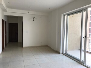 Room in 3 BHK Apartment at GHB Splande, Patiala Road – for Rent