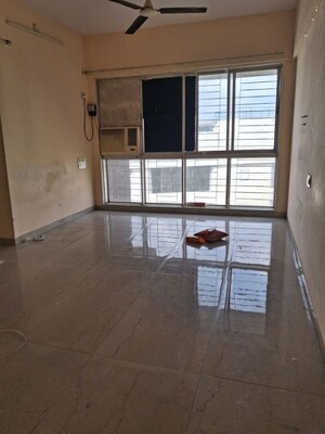 Room in 2 BHK Apartment at Options Primo, Chakala – for Rent