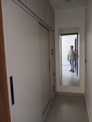 Room in 2 BHK Builder Floor at Sector 9 – for Rent