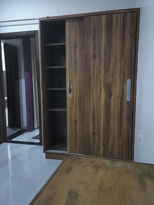 Room in 3 BHK Independent House at Sector 16 – for Rent