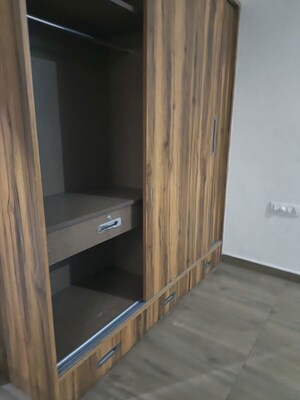 Balcony in 3 BHK Independent House at Sector 16 – for Rent