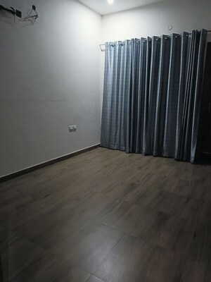 Room in 3 BHK Independent House at Sector 16 – for Rent