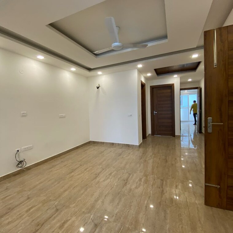 Room, puri-kohinoor 3 Bedroom 150 Sq.Yd. Builder Floor In Sector 89 Faridabad 10713327