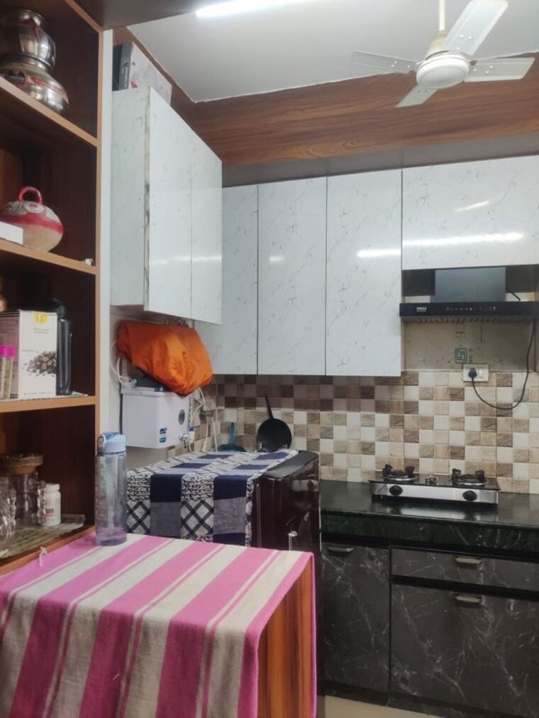 Kitchen, sector 23 2 Bedroom 1200 Sq.Ft. Builder Floor In Sector 23 Gurgaon 10713346