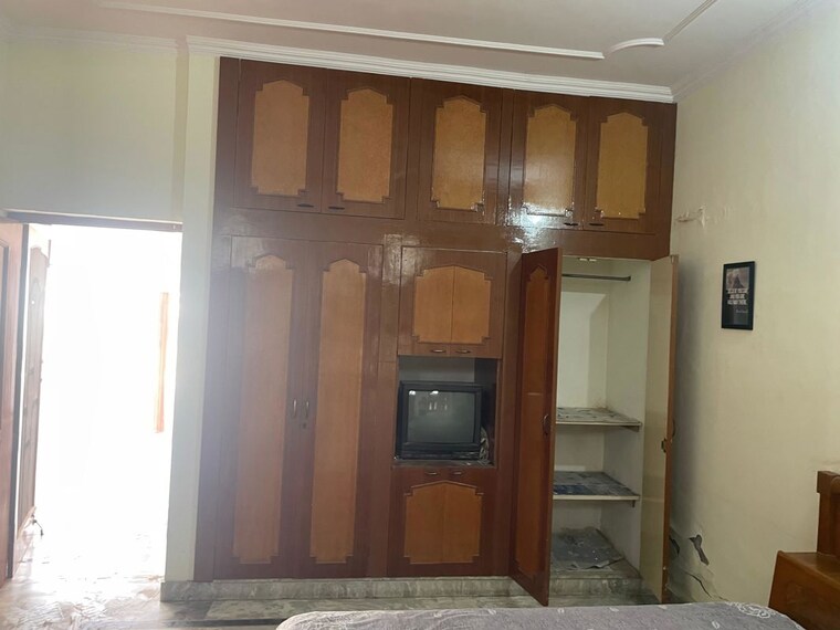 undefined, sector 14 Pg For Boys & Girls In Sector 14 10710989