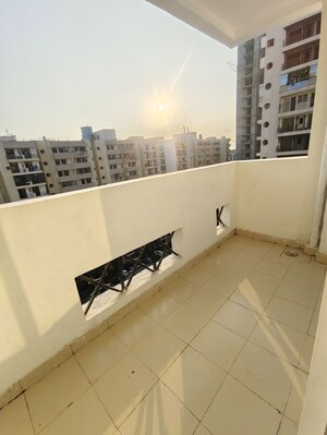 Balcony in 2.5 BHK Apartment at Ajnara Integrity, Raj Nagar Extension – for Rent