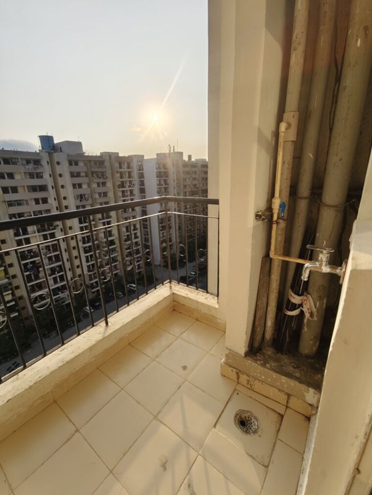 Balcony, ajnara-integrity 2.5 Bedroom 1175 Sq.Ft. Apartment In Raj Nagar Extension Ghaziabad 10713369