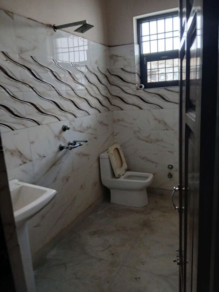 Bathroom, sector 9 2 Bedroom 200 Sq.Ft. Independent House In Sector 9 Hisar 10709231