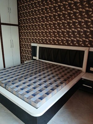 Bedroom in 2 BHK Independent House at Sector 9 – for Rent