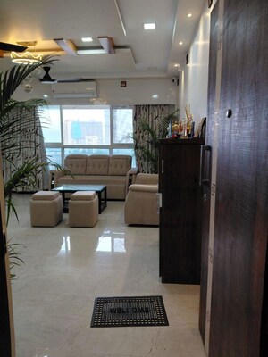 Team Area in 2 BHK Apartment at Dadar East – for Sale