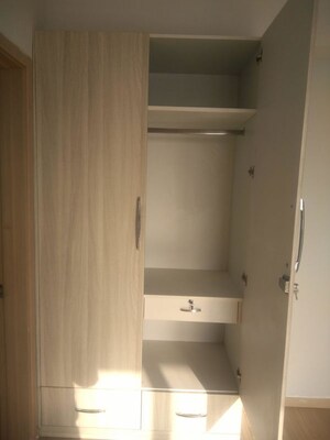 Furnished Amenities in 4 BHK Builder Floor at Sector 22 – for Rent