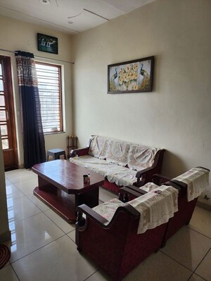 2 BHK Apartment For Rent in Sector 16